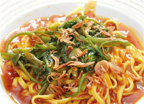 Mie kangkung, mie kuah ayam dengan sayuran kangkung dan tauge yang super segar dan mudah dibuat. 4 Resep Masakan Khas Tionghoa untuk Sajian Imlek 2020 ...