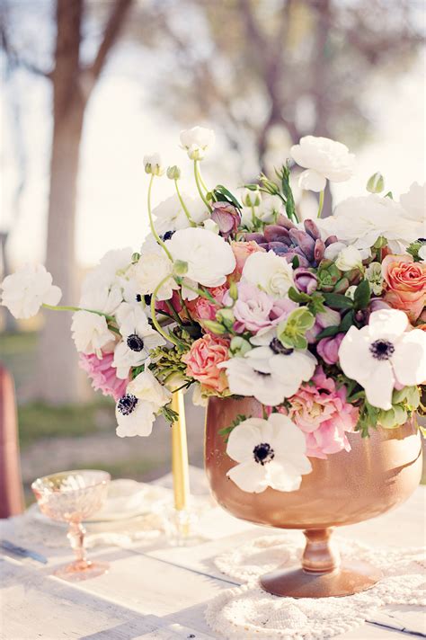 Stunning Summer Centerpieces Using In Season Flowers Martha Stewart