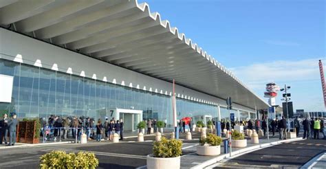Civitavecchia Traslado Al Aeropuerto De Roma Fiumicino Getyourguide