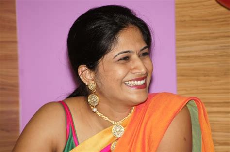 Cute Andhra Aunty Anitha Sexy Mallu Telugu Aunties