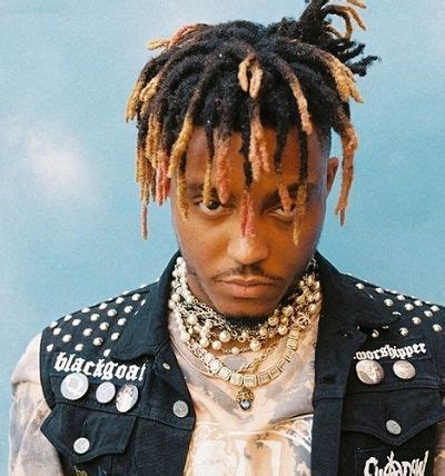 At a very early age, he was already consuming a drug called lean. Juice Wrld Height, Weight, Age, Girlfriend, Biography & Family