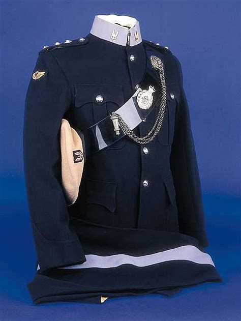 An Officers No1 Dress Uniform Of The Special Air Service