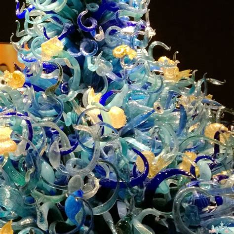 Jan 23, 2019 · i recently received a lovely note from a reader, named jennifer who's from houston, tx and struggling with how to furnish a sunroom. Travel Seattle: Chihuly Garden and Glass Exhibit