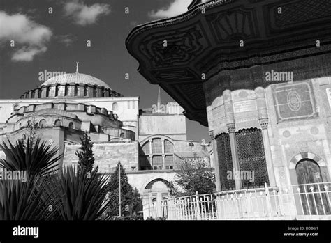 Hagia Sophia In Istanbul Stock Photo Alamy