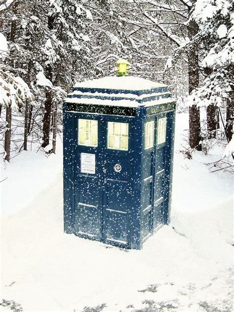 Tardis In Snow Doctor Who Tardis Art Tardis