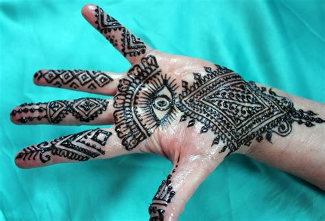 Moroccan Henna Designs And Traditions Taste Of Maroc