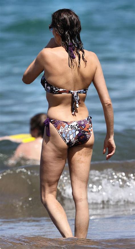 Celebrities In Hot Bikini Teri Hatcher Desperate Housewives In Bikini