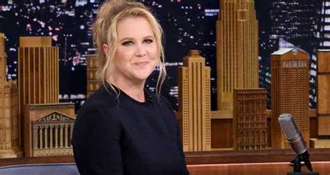 Amy Schumer Pokes Fun At ‘plus Size Title On ‘the Tonight Show Video Amy Schumer Just