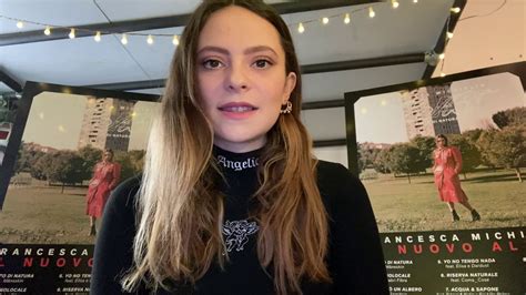 She rose to fame after winning the fifth series of the italian talent show x factor. Francesca Michielin presenta Feat Stato di natura, video