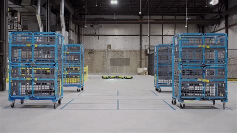 Amazons First Fully Autonomous Warehouse Robot Is Here Supposedly To
