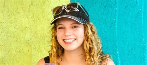 Brushing your teeth when you have braces is made significantly easier when you're wearing the right toothbrush. How Do You Brush Teeth with Braces? | Studio City Dental ...