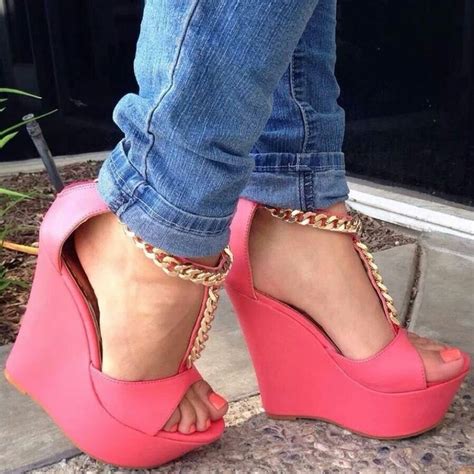 Hot Pink Wedges With Gold Chain Trendy Wedges Heels Wedge Sandals