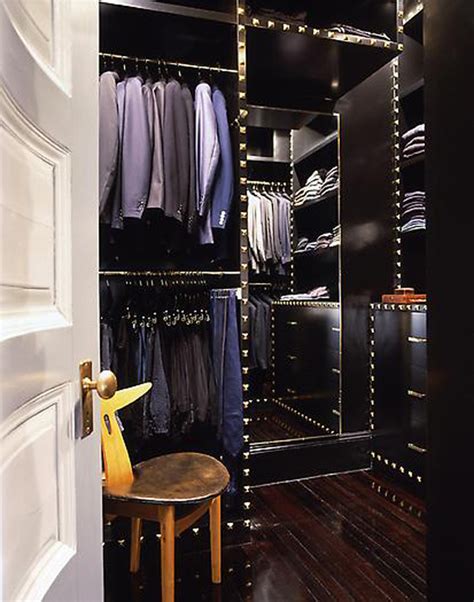Men's wardrobe essentials = fewer but better clothes. 20 Modern Wardrobe Organization Ideas | House Design And Decor