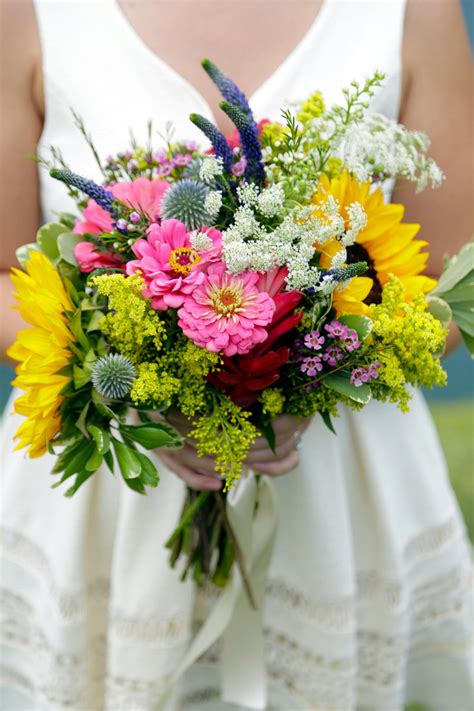 3 Diy Bridal Bouquets You Can Actually Make Yourself In 2020