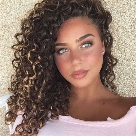 curly haired girls are here to win over your heart 38 photos curly hair styles cute curly