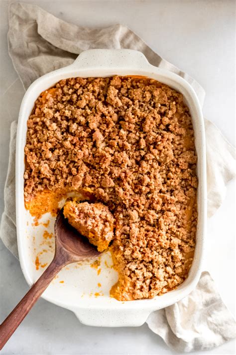 Sweet Potato Casserole With Brown Sugar Pecan Topping