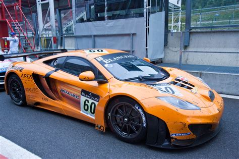 Mclaren Mp4 12c Gt3 Completes Its First 24 Hour Endurance Test Carscoops