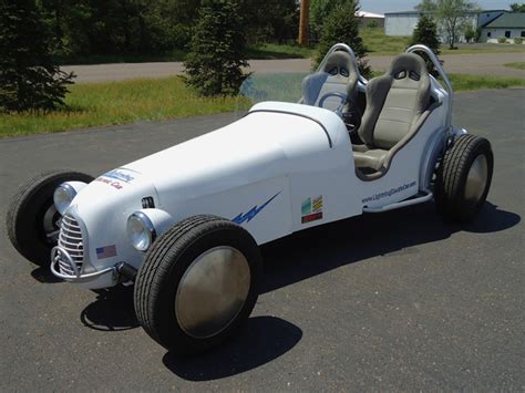 Lightning Electric Car Brings 40s Drag Racer Aesthetic To Plug In Rides