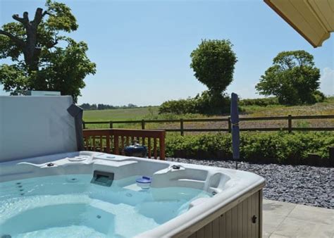 12 best lodges with hot tubs north east best lodges with hot tubs