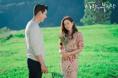 This is 玄彬孫藝珍突傳緋聞 同遊美國見家長 by sing tao on vimeo, the home for high quality videos and the people who love them. 《愛的迫降》玄彬、孫藝珍 結局收視超越《鬼怪》，浪漫劇照根本婚紗+蜜月，直接結婚也不意外! | Marie Claire ...