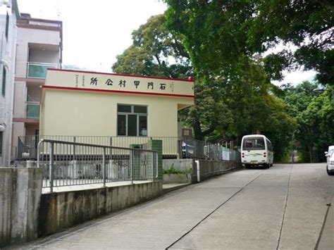 Include (or exclude) self posts. 經村公所沿石門甲道到路的儘頭就是羅漢寺。