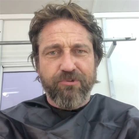 gerard butler looks like a new man after shaving off his beard e online au
