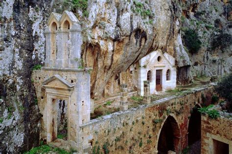 Ψάξε με έξυπνα φίλτρα, δες αγγελίες στο χάρτη και βρες το νέο σου ακίνητο στο spiti24! Κρητη......Χανια | Chania, Greece, House styles
