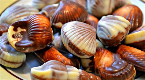 Since its inception in 1988, the real belgian chocolate has distinguished itself in the. Aimee Does Reviews: Guylian Belgian Chocolates #Review & # ...