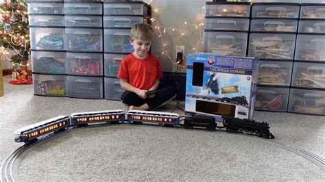 Lionel Polar Express Train Review Unboxing Setup Operation