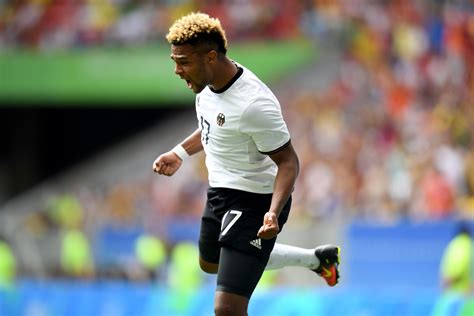 Check out his latest detailed stats including goals, assists, strengths & weaknesses. Serge Gnabry, la perla del fútbol alemán, firma con el Bayern
