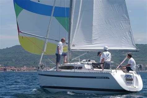Sunbeam Yachts 262 Prices Specs Reviews And Sales Information Itboat