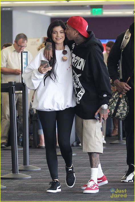 Kylie Jenner Gets A Big Kiss From Tyga At The Airport Photo 994466 Photo Gallery Just
