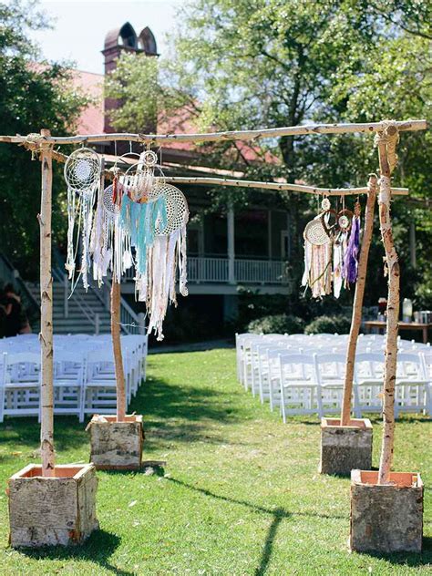 19 Ideas For An Outdoor Wedding Arbor