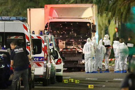 Scores Die In Nice France As Truck Plows Into Bastille Day Crowd The New York Times