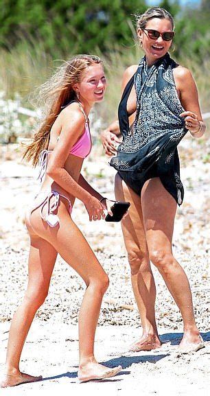 Kate Moss And Her Daughter Lila 17 Share A Tender Holiday Moment In