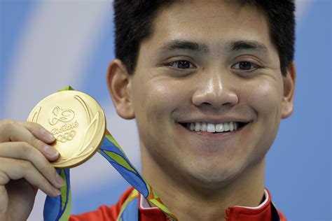Winning a gold, silver or bronze medal is the reward for years of sacrifice and gruelling training sessions hidden from the public gaze. Meet Joseph Schooling, the man who beat Michael Phelps - Baltimore Sun
