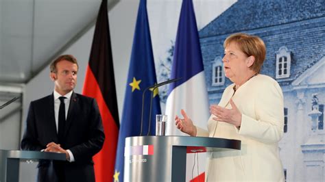 Blog Merkel Og Macron Vil Redde Eu Briterne Må Redde Sig Selv Tv 2
