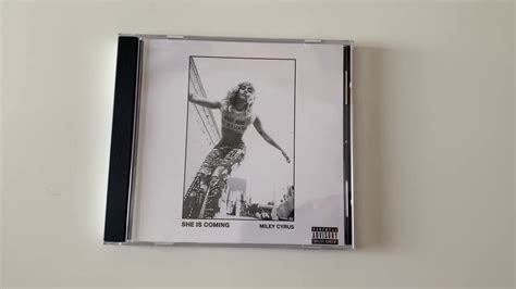 She Is Coming Miley Cyrus Unboxing Cd Youtube