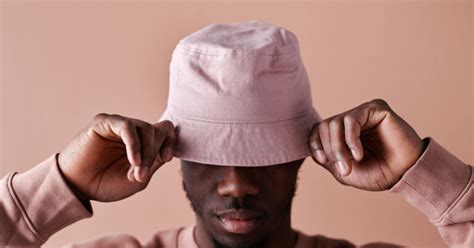 15 Great Bucket Hats For Men To Wear In 2024 · Effortless Gent