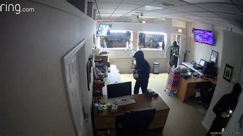 Aberdeen Pawn Shop Burglarized Police Seek Suspects