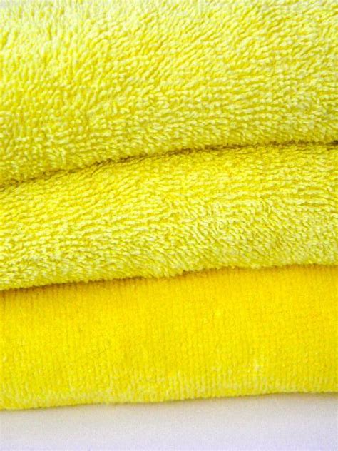 Make bath time more pleasurable by stocking up on yellow bath towels, hand towels, and washcloths from zazzle today! vintage lemon yellow bath towel instant collection by ...