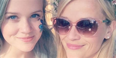 Reese Witherspoons Daughter Ava Phillippe Turns 16 Ava And Reese Lookalike Photos