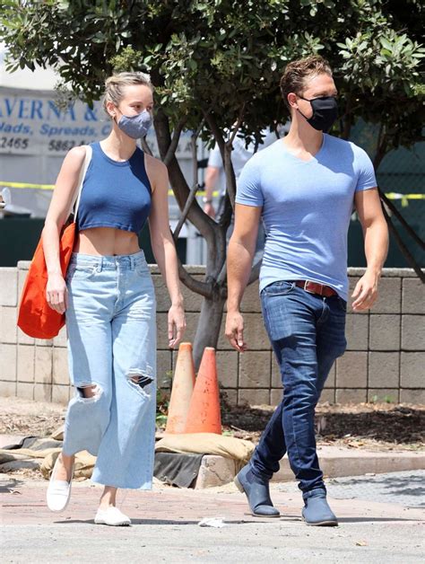 Brie Larson In A Blue Top Goes Shopping Out With Her Babefriend Elijah Allan Blitz At The Malibu