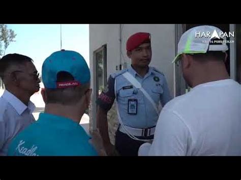 The langkawi mp then claimed that it was muhammad zahid who wanted to change the government and tried in vain to. 20180502 Zahid Md Arip dihalang bertemu pengundi pos TUDM ...