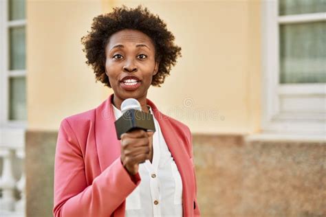 131 African American Woman Public Speaking Stock Photos Free