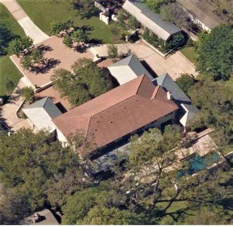 Joe Rogans House Bell Canyon Ca And Austin Tx Pictures Facts