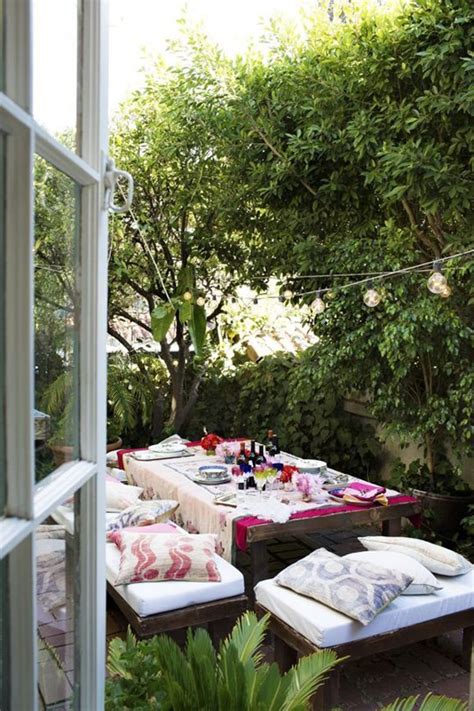 Small And Cozy Bohemian Outdoor Spaces
