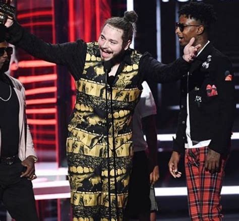 Post Malone Bio Wiki Net Worth Dating Girlfriend Age Height