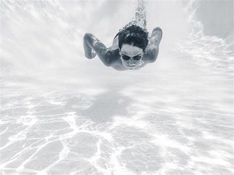 6 Tips For Creating Fun Underwater Portraits With Your Tough Olympus