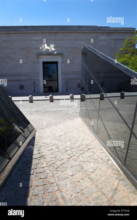 National Gallery Of Art West Building Entrance Stock Photo Alamy